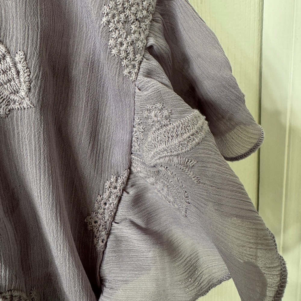 Lavender Ruffle Sleeve Top XS - Picture 5 of 7